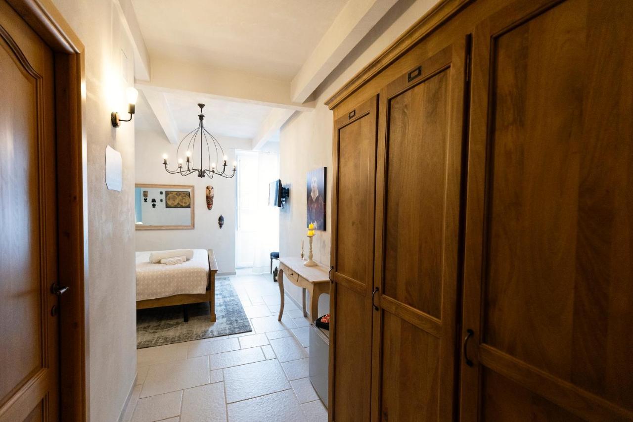 Palazzo Badiale History&Rooms Atella 外观 照片