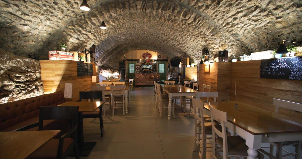 Palazzo Badiale History&Rooms Atella 外观 照片