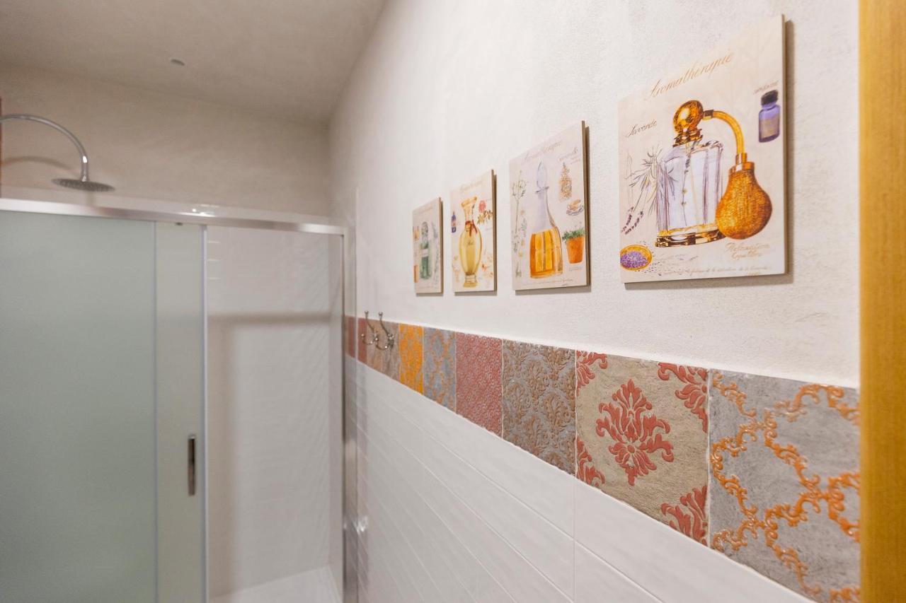 Palazzo Badiale History&Rooms Atella 外观 照片